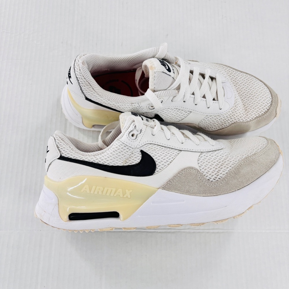 Nike Air Max System Sneakers